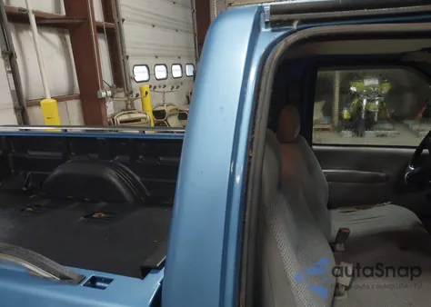 1996 Chevrolet Gmt-400 C1500 from USA, damaged, VIN 1GCEC14W1TZ101341